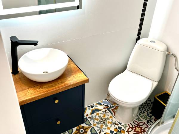 Żeglarska 22 - pokój nr 8 łazienka