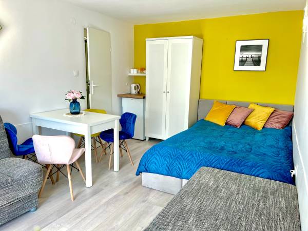 Żeglarska 22 - pokój nr 8