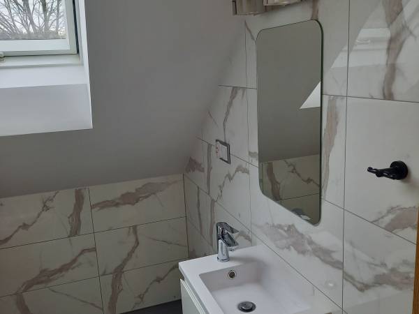 Łazienka pokoju 3 os. 