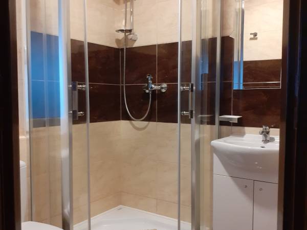 łazienka domek 4 osobowy