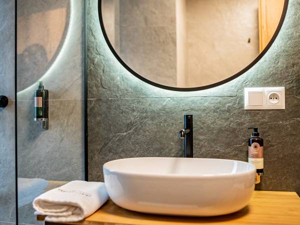 Apartamenty i Chata Drewno i Kamień