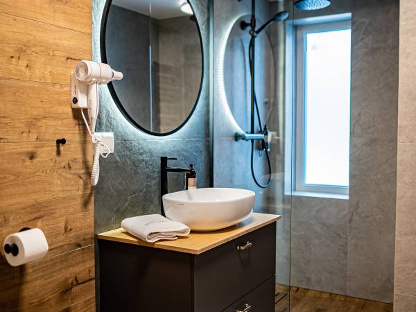 Apartamenty i Chata Drewno i Kamień