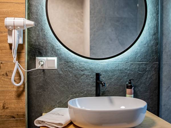 Apartamenty i Chata Drewno i Kamień