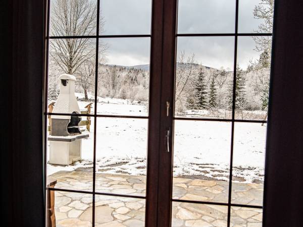 Apartamenty i Chata Drewno i Kamień