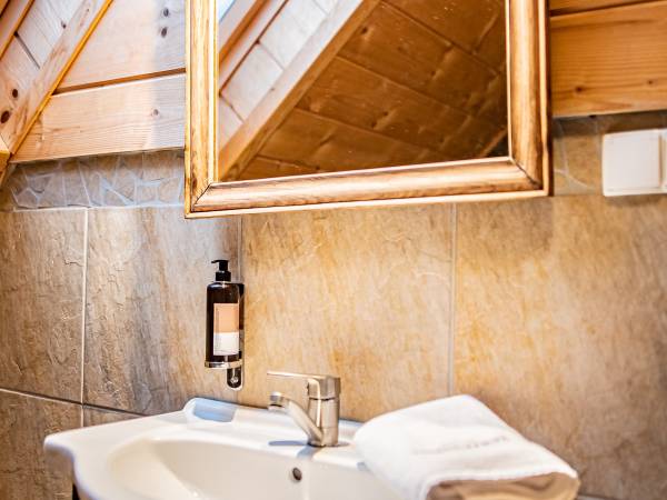 Apartamenty i Chata Drewno i Kamień