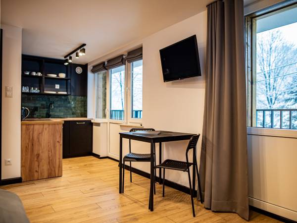 Apartamenty i Chata Drewno i Kamień