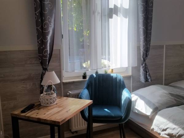 Azur Domki Pokoje Przyczepy kempingowe