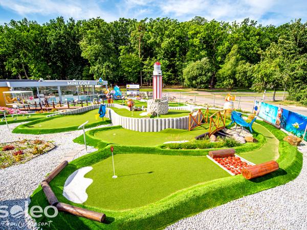 SOLEO Mini Golf
