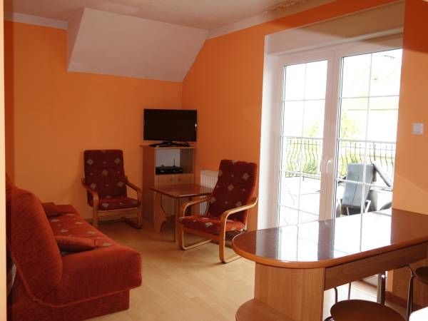 Apartament 4_salon_wyjście na taras