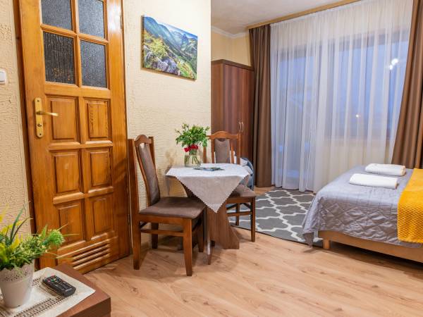 pokój -3 os+ dostawka -balkon