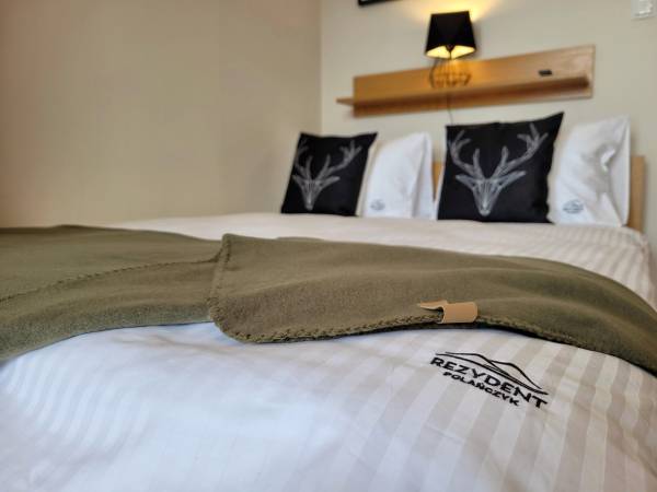 Pokój 3-osobowy z niezależnym wejściem, łazienką i aneksem kuchennym 