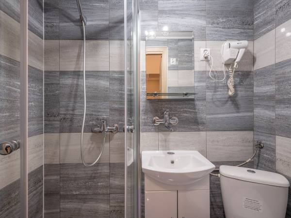 Hostel 70s and Apartmenty Queen