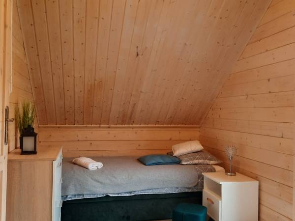 sypialnia 2 z dwoma łóżkami