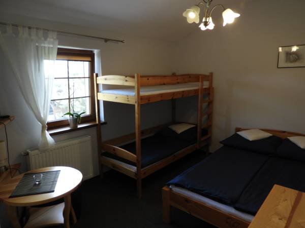 Pokój 4-osobowy (nr 5)