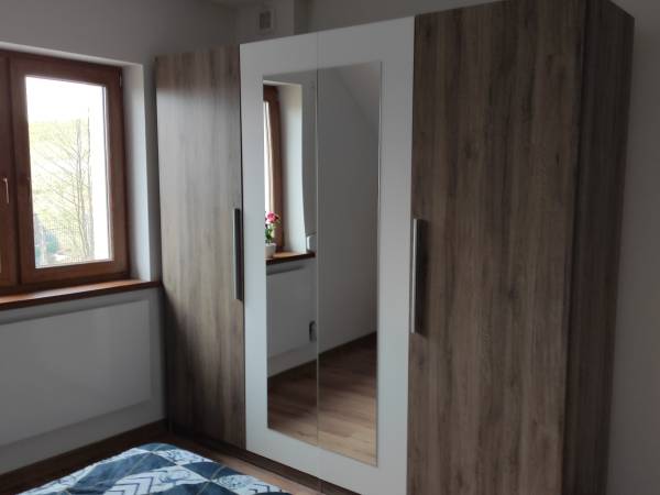 sypialnia nr 3 ( apart. 6 os. )