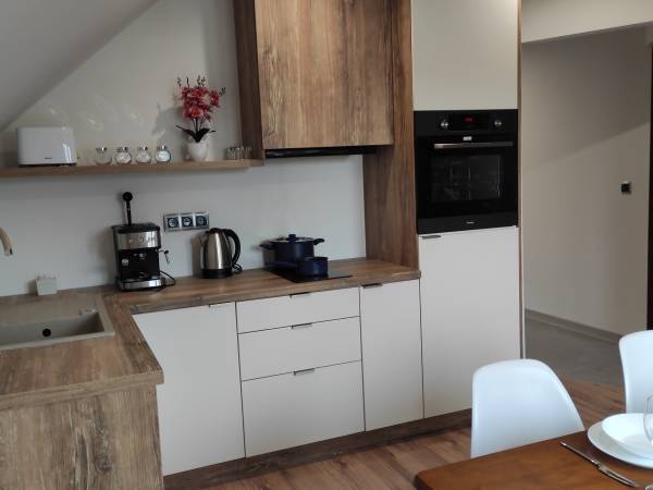 kuchnia z jadalnią ( apart. 6 os. )