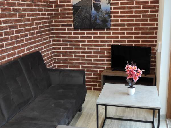 salonik ( apart. 4 os. )