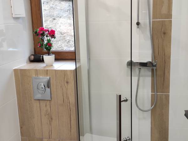 łazienka ( apart. 4 os. )