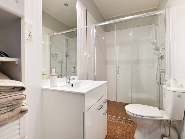 ŁAZIENKA APARTAMENT MIODOWY