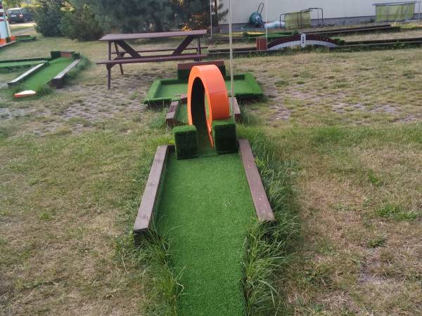 Domki i Apartamenty Kapitańskie, obiekt z prywatnym polem do Mini Golfa