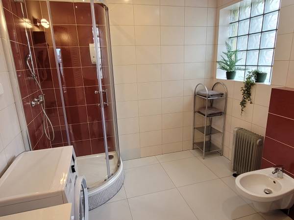 APARTAMENT NA PODDASZU