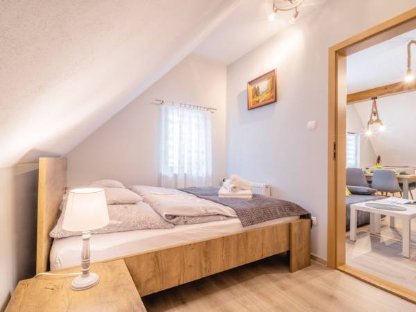 Apartament CZERWONY