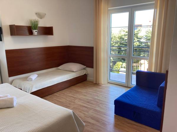 Pokój nr 42 4-os z podwójnym balkonem