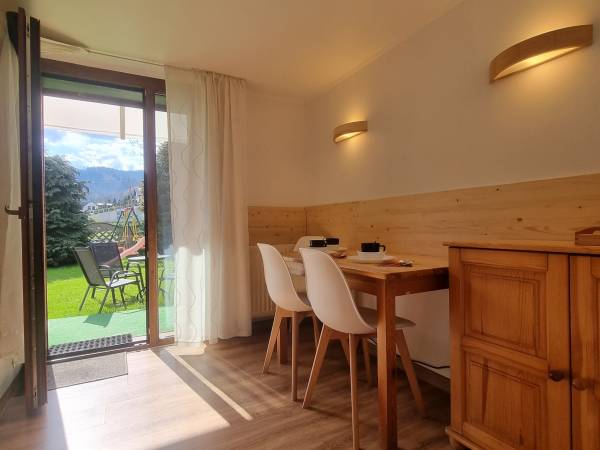 pokój 3-osobowy z wyjściem do ogrodu