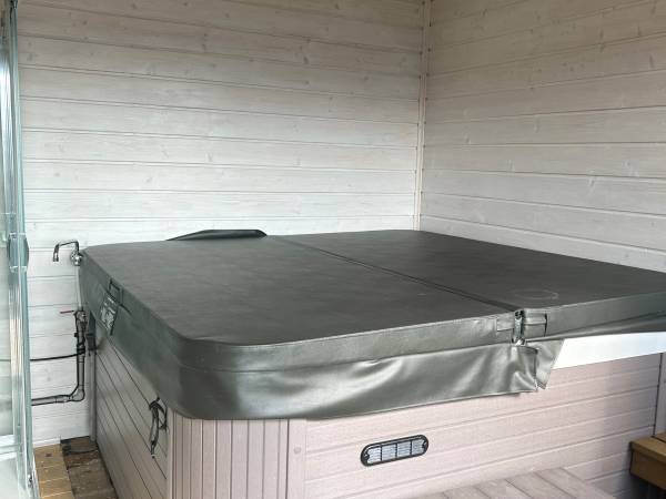 Domki WESTERN HOUSE Giżycko Fuleda Sauna Jacuzzi Kominek