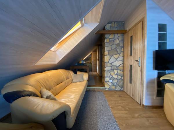 APARTAMENT 4-OSOBOWY