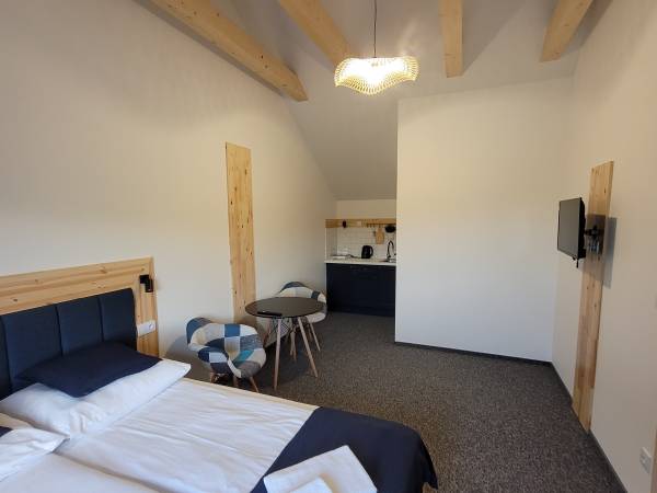 pokój deluxe z aneksem