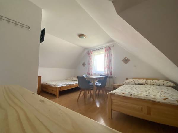 pokój 3-4 osobowy cd.