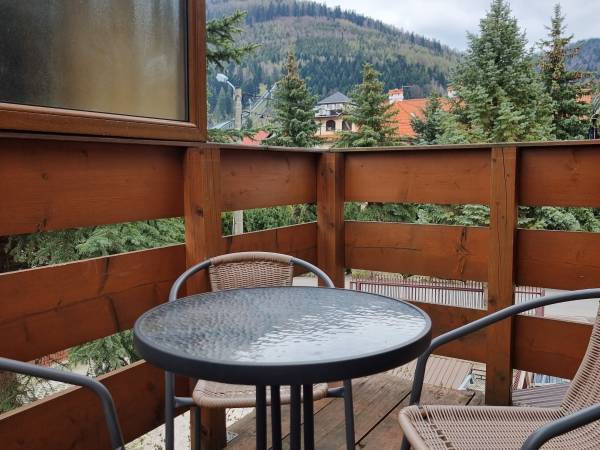 balkon przy studio 2+2