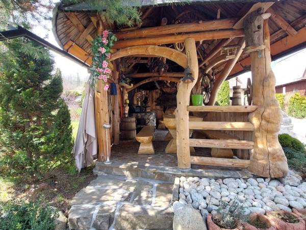 Willa Chwost Pokoje i Apartamenty