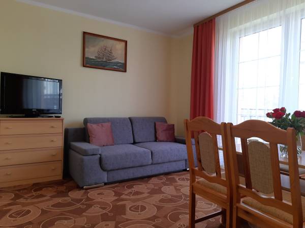 Pokój 4 osobowy z balkonem - I piętr