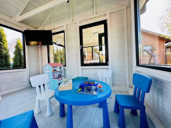 DOMKI NAD MORZEM DZIEDZIC