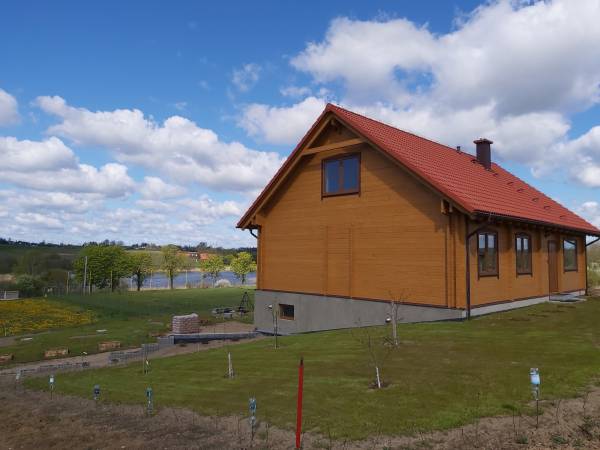 widok na jezioro Juksty