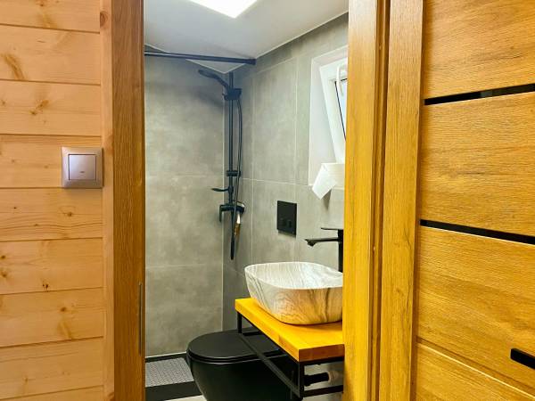 domek 4-5 oobowy na skałce