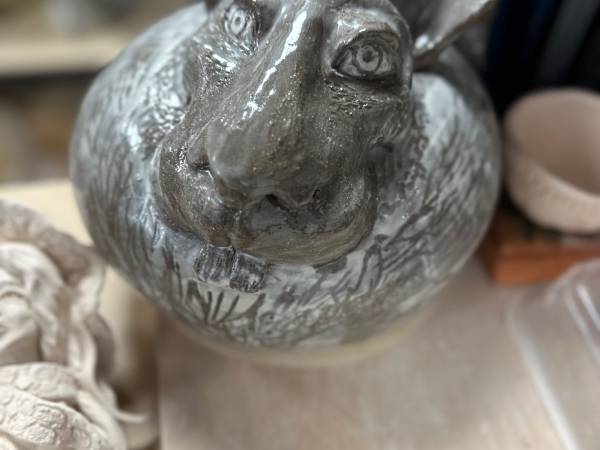 Pracownia ceramiczna - gliniany zając 