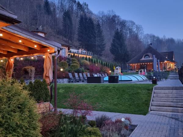 Agrodomki z bali Konradów