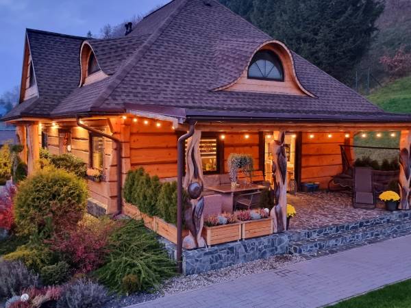 Agrodomki z bali Konradów