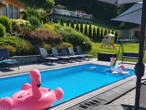 Agrodomki z bali Konradów