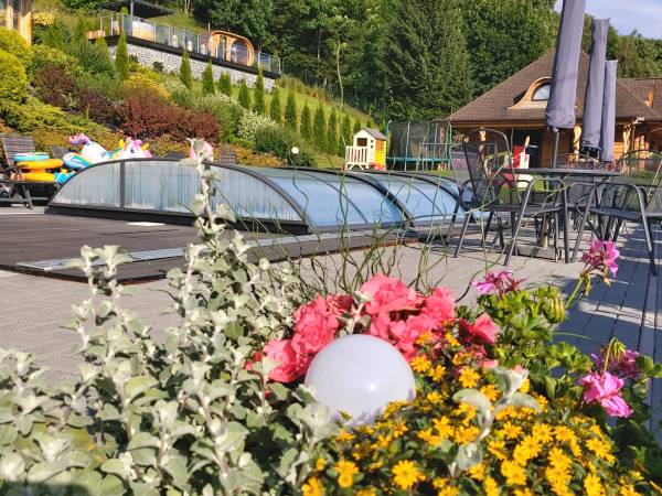 Agrodomki z bali Konradów