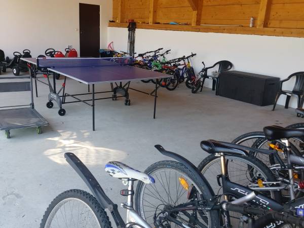 Agrodomki z bali Konradów