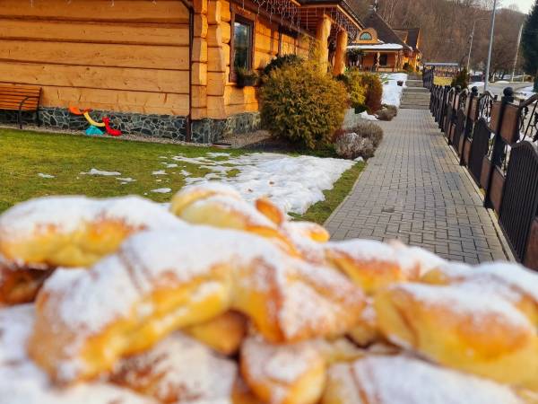 Agrodomki z bali Konradów