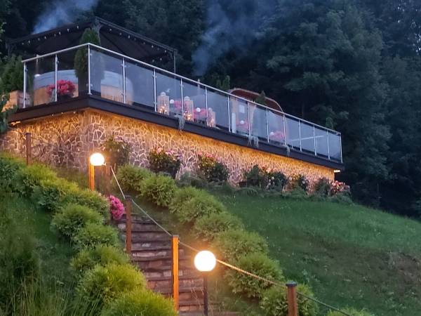 Agrodomki z bali Konradów