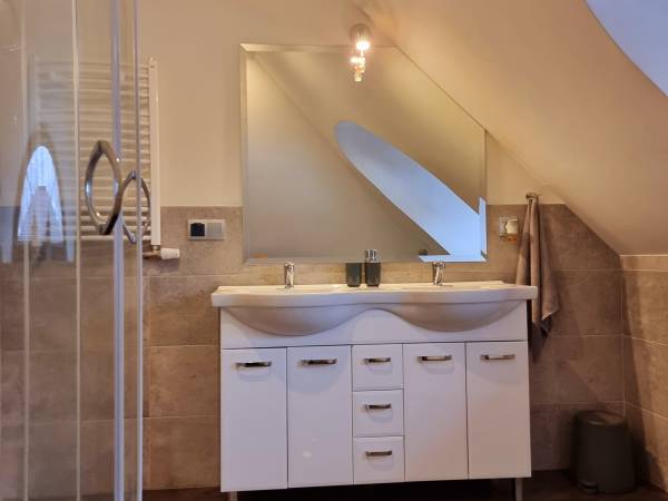 Agrodomki z bali Konradów