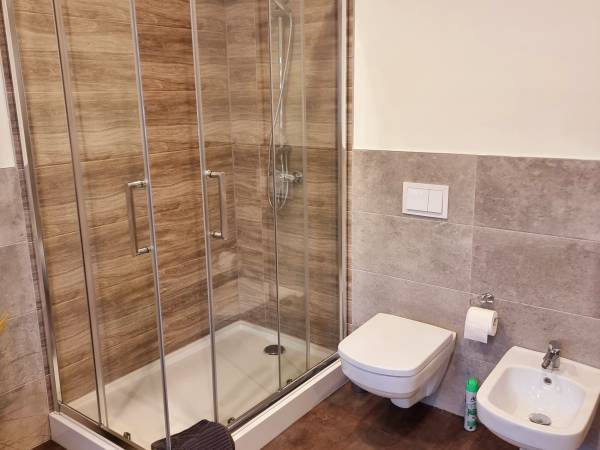 Agrodomki z bali Konradów