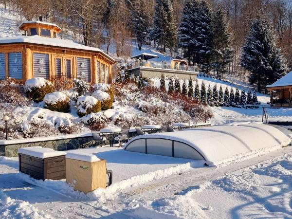 Agrodomki z bali Konradów