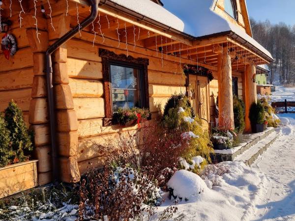 Agrodomki z bali Konradów